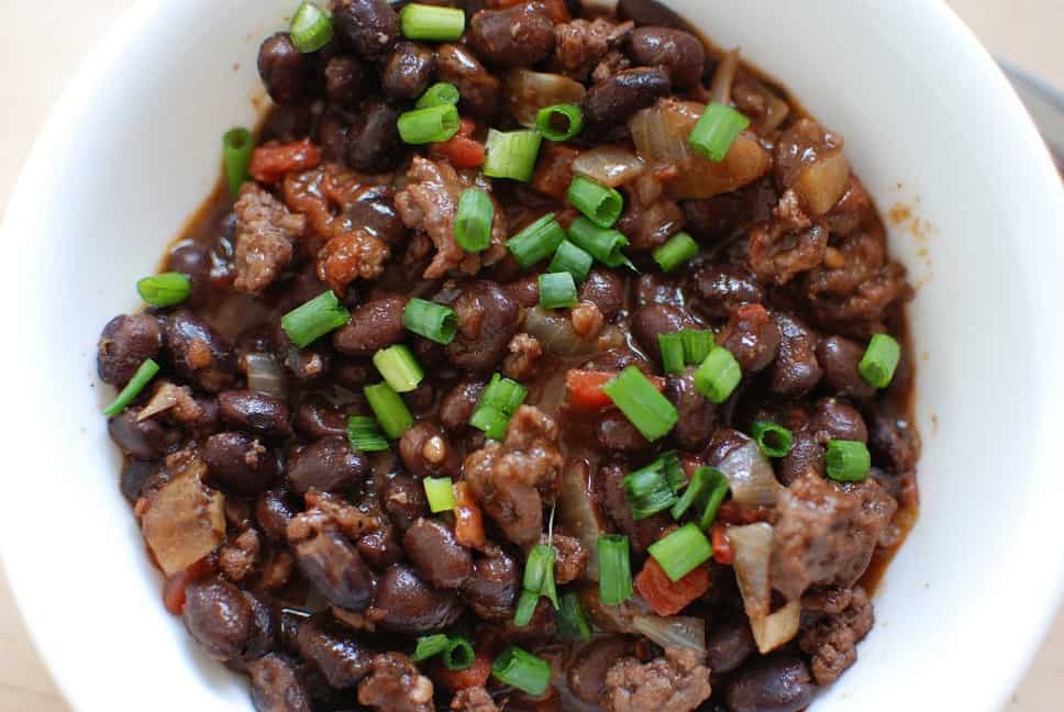 Chipotle Chili with Beef and Black Beans - Snacking in Sneakers