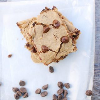 These butter bean blondies are the ultimate in healthy desserts! They’re flourless, gluten free, and vegan friendly. Easy to make with just 8 simple ingredients.| Healthy Dessert Recipes | Clean Dessert Recipe | Blondies Recipe | Blondies Bars | Dairy Free Dessert