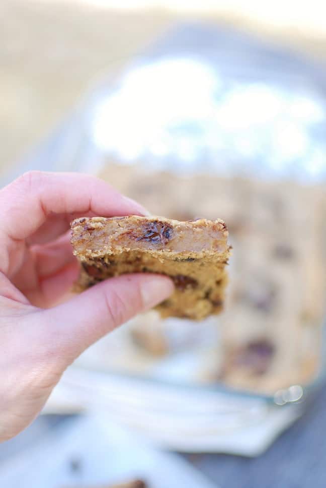 These butter bean blondies are the ultimate in healthy desserts! They’re flourless, gluten free, and vegan friendly. Easy to make with just 8 simple ingredients.| Healthy Dessert Recipes | Clean Dessert Recipe | Blondies Recipe | Blondies Bars | Dairy Free Dessert