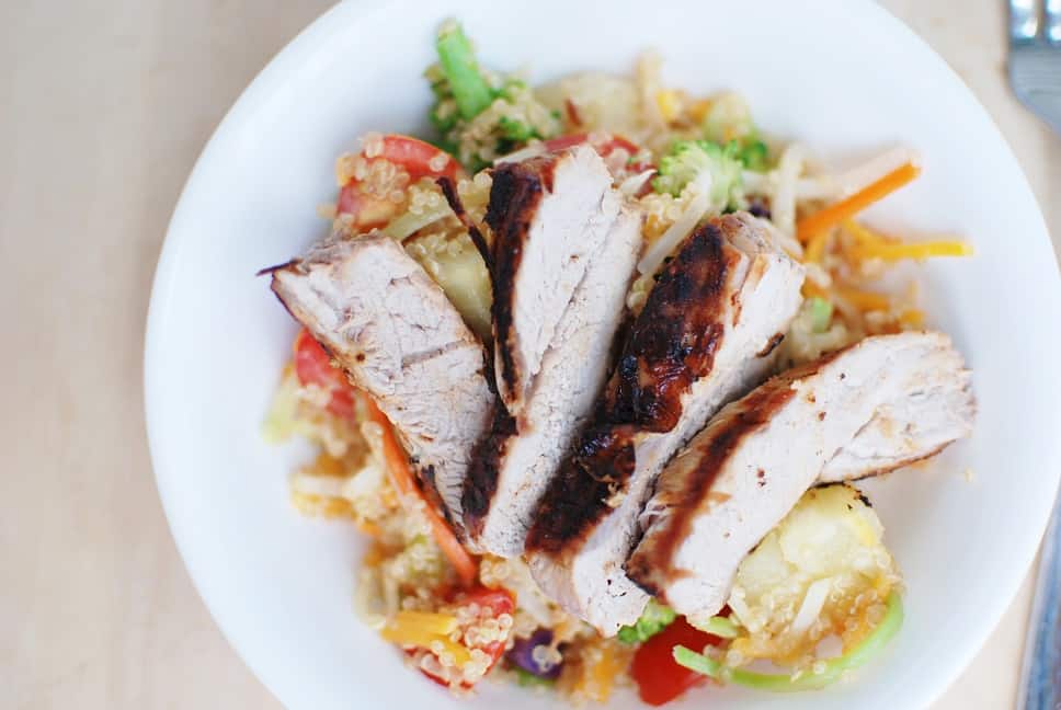 Rainbow Enchilada Bowl with Pork & Quinoa Snacking in Sneakers