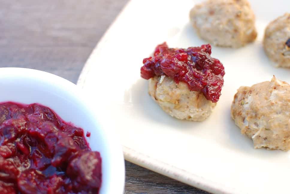 These chicken apple meatballs make a great healthy dinner to add to your meal plan! With less than 10 ingredients, you can create these delicious family friendly meatballs in about 30 minutes. They’re perfect topped with cranberry sauce and served alongside roasted veggies, or on top of a salad with sliced apples and dried cranberries.