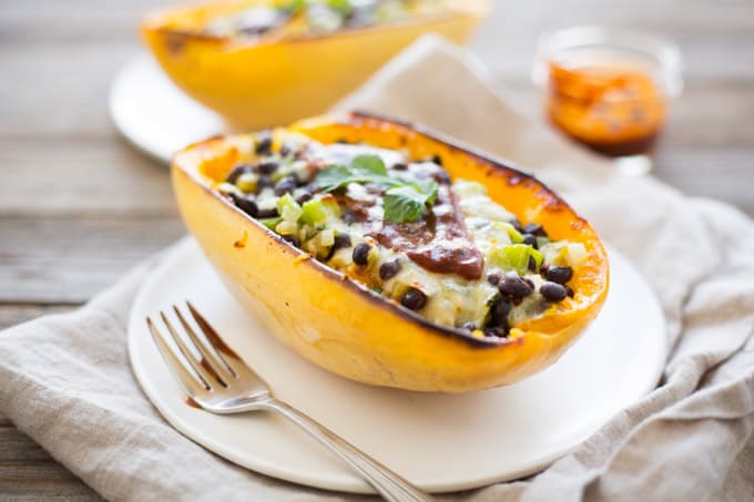 Vegetarian Enchilada Spaghetti Squash Boats