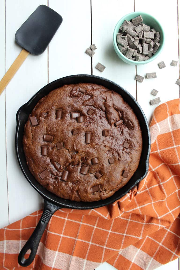 Healthy Brownie Skillet | Healthy Cast Iron Skillet Recipes for Dessert