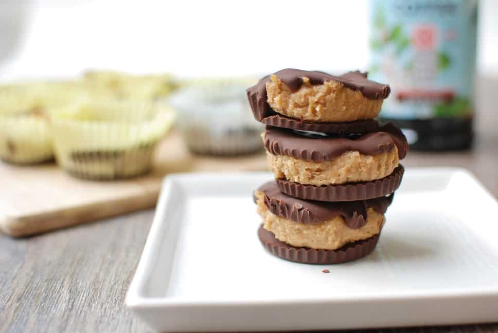 These healthy homemade java peanut butter cups are like an elevated version of your childhood favorite! This vegan dessert is just 5 ingredients and is naturally sweetened using dates. | Coffee Recipe | Peanut Butter Desserts | Peanut Butter Recipes