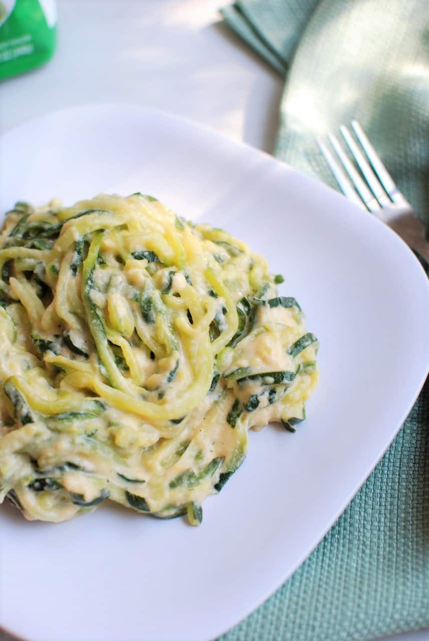 Zoodle Mac and Cheese {Low Calorie + Done in 10 Minutes!}