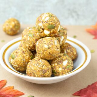 A bowl full of pumpkin energy balls