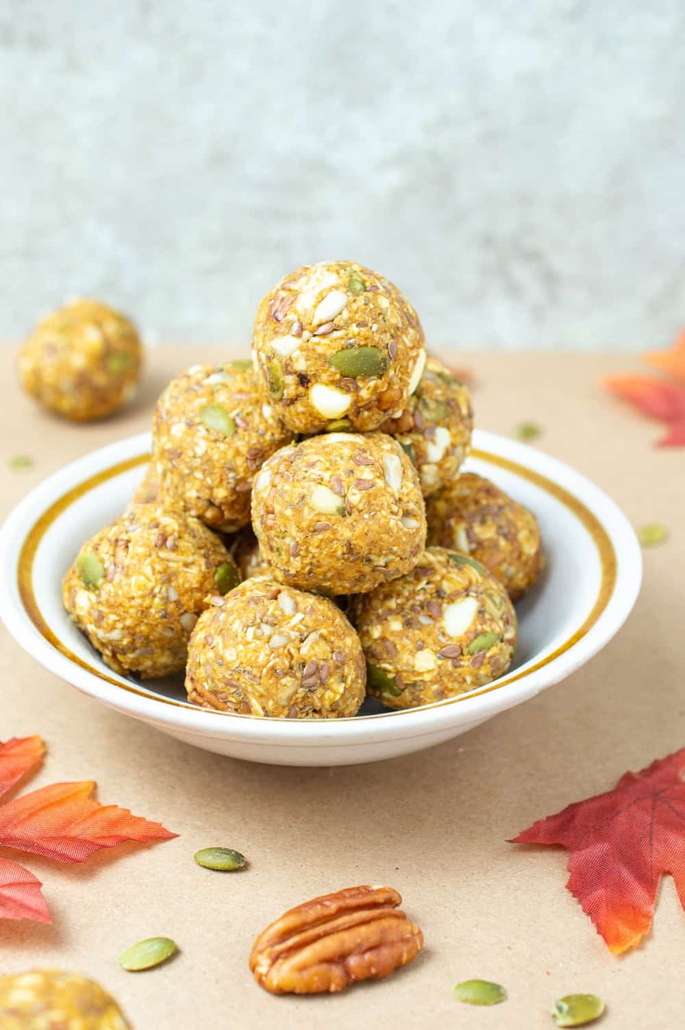 A bowl full of pumpkin energy balls