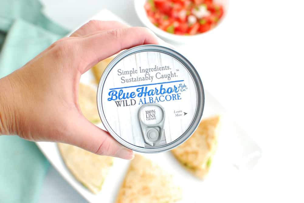 A can of Blue Harbor Fish Co tuna