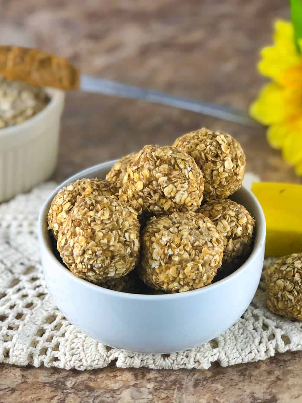 5 Ingredient Peanut Butter Banana Oat Balls Snacking in Sneakers