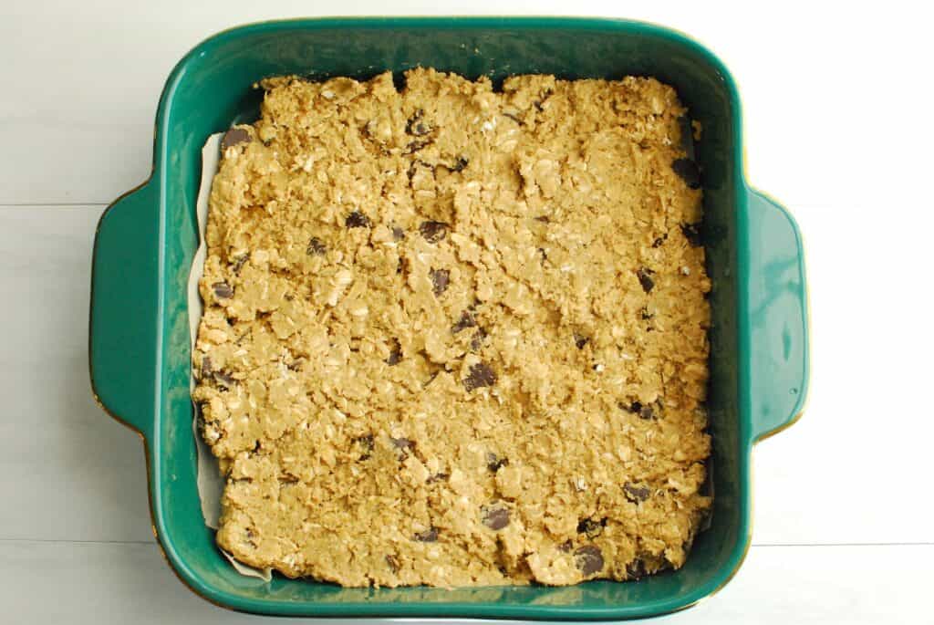 Healthy Gluten Free Chocolate Chip Oatmeal Bars
