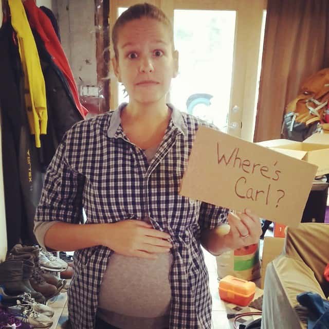 A woman dressed as Lori from Walking Dead for a Halloween race.